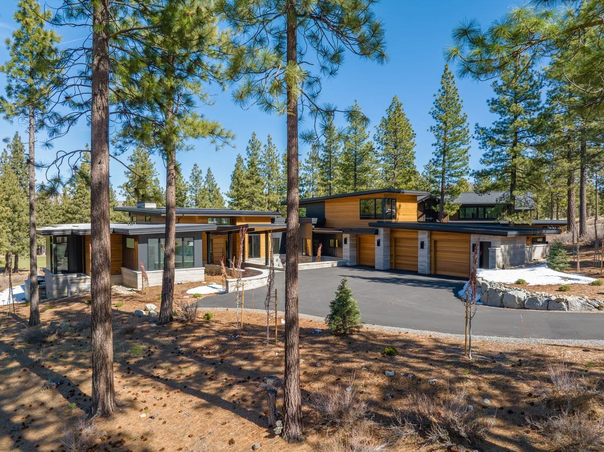 Defensible space home clearing